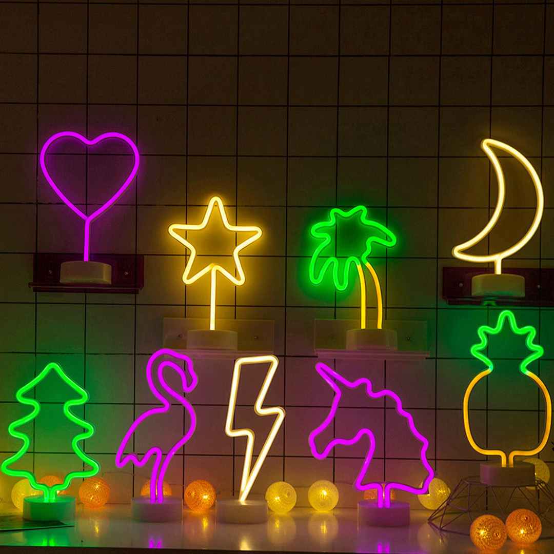 Đèn Neon được uốn nắn thành nhiều hình dạng khác nhau 