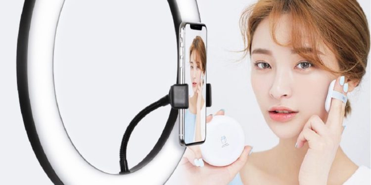 Đèn Livestream để bàn 16cm có gương make up